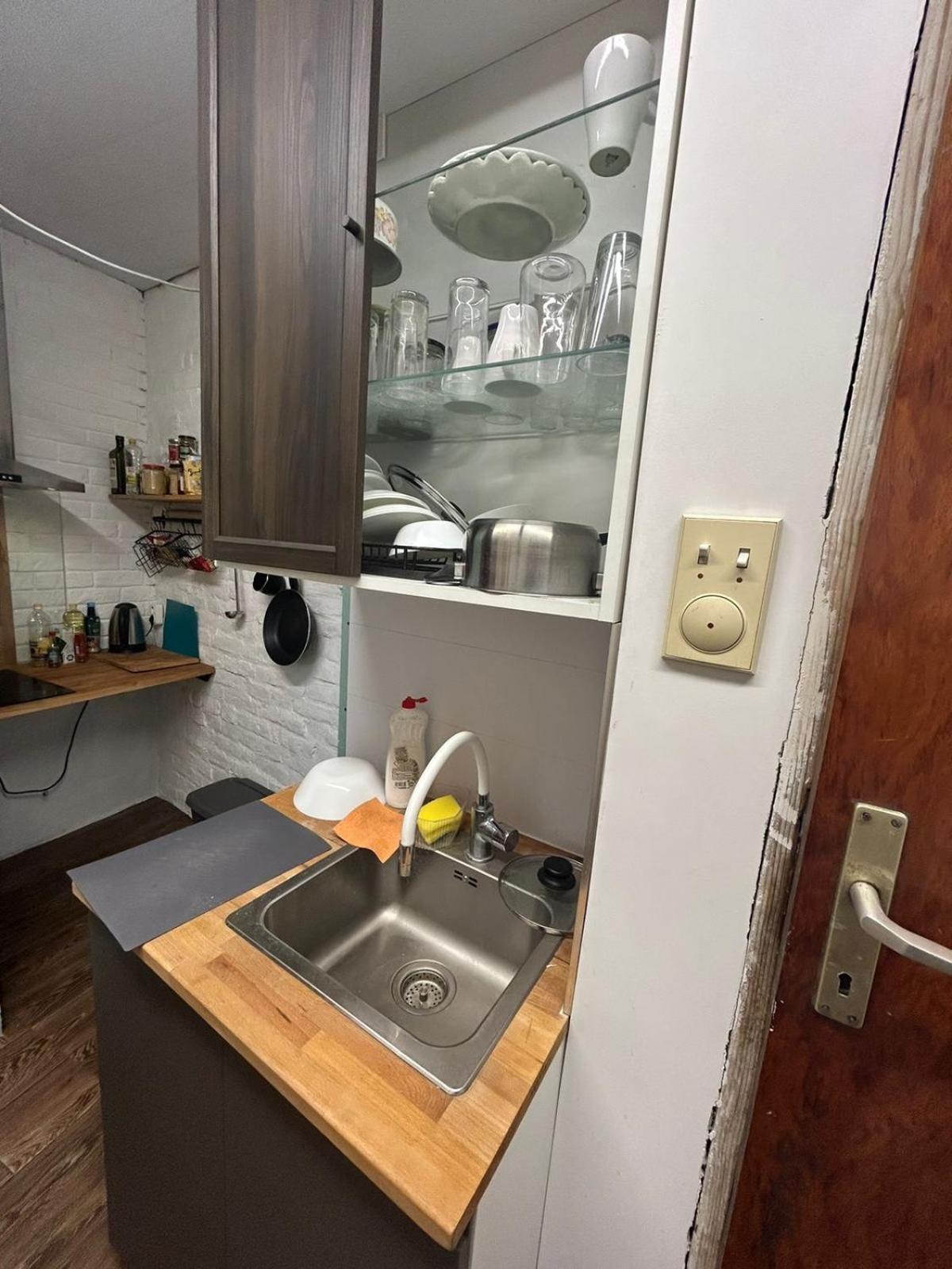 Private Apartament With Shared Bathroom Belgrade Exterior photo